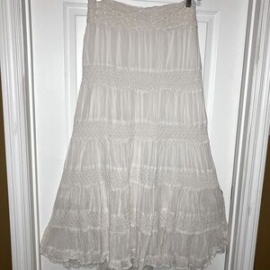 ⭐️2/$30⭐️ Solitaire by Ravi Khosla Tiered Laced Maxi Skirt in White, XL